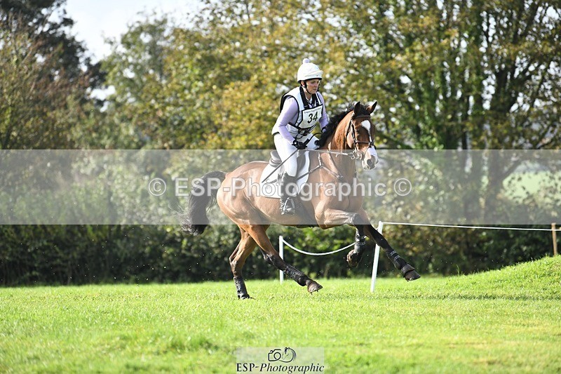 231020-110918-07081 - 034-COOLEY.PARK.MUZE-Gemma.Stevens-XC