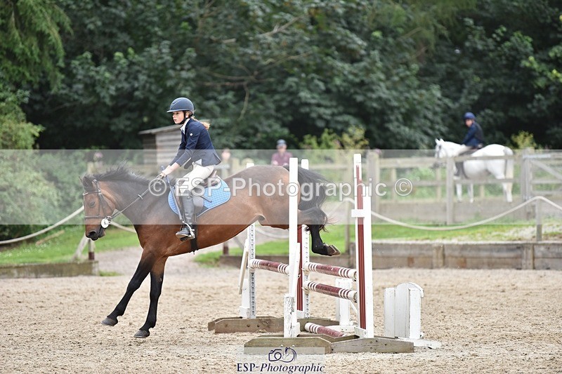 240802-110918-02619 - 80cm Round 1