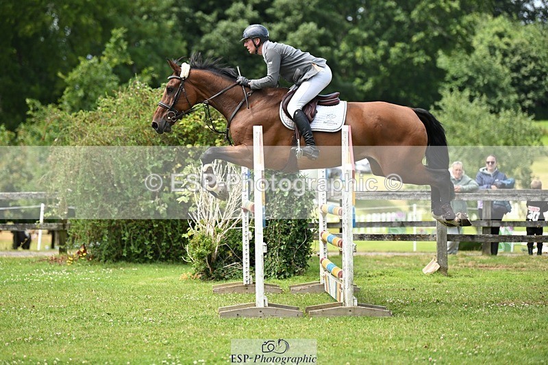 240706-134226-15911 - Cls 41 1.10m Open