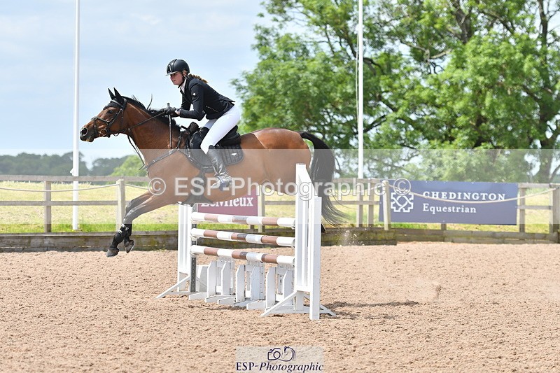 240609A-113908-04666 - Cls 17 Snr 1.05m Open