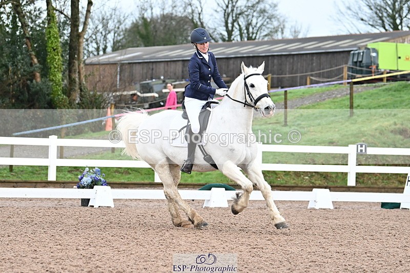 240218A-092526-04744 - 112-Sarah.Browne-Domino.star