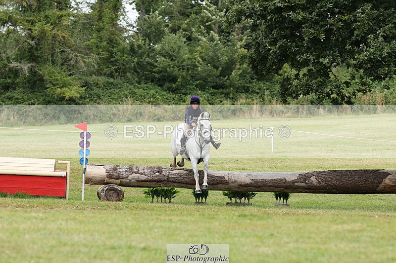 240825X-160146-36383 - 80cm XC 15.30 to 16.30