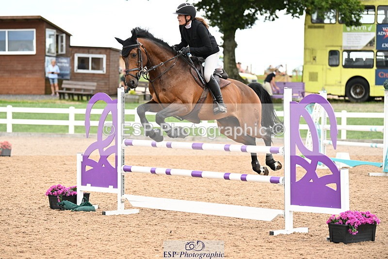 240802A-134446-04667 - Cls 25 1.05m Amateur Qualifier