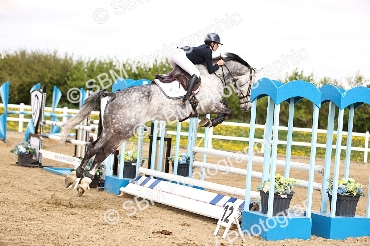 SBM_002320 - Class 11 - Senior newcomers - 1.10m