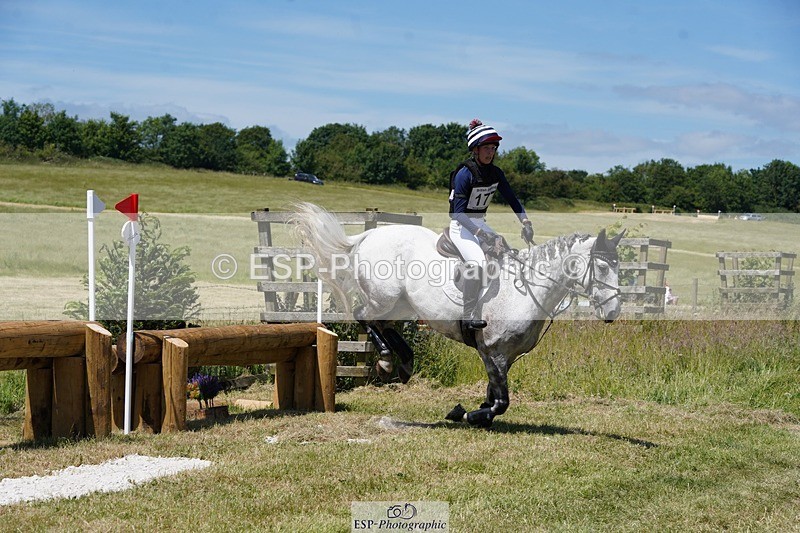 240629X-134918-3026 - 177-Coco_Smythe-MACHAS_GREY