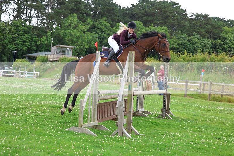 3E7A4065 - Class 6: Hawkins Motors Senior 1.00m Derby