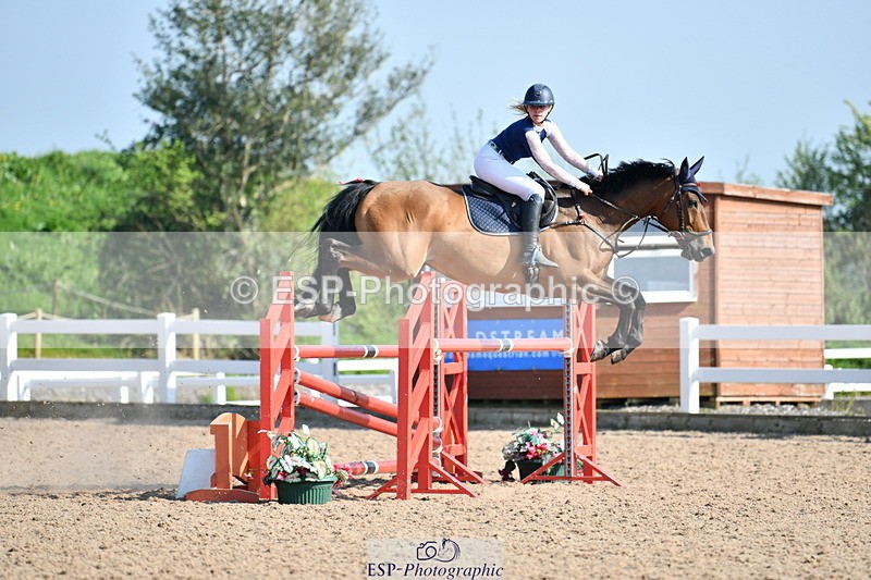 240512A-165235-19890 - Cls 44 1.05m National Am Quali