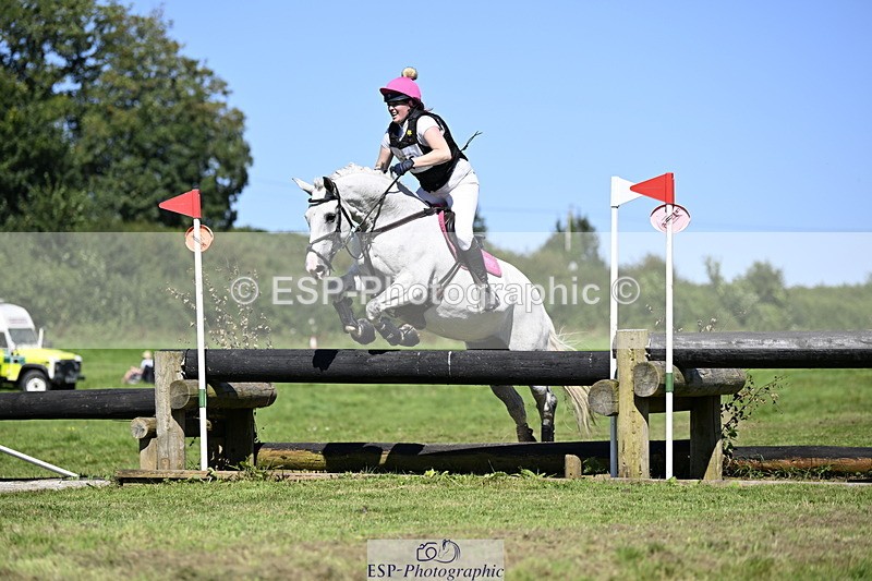 240811A-150603-05263 - 215-