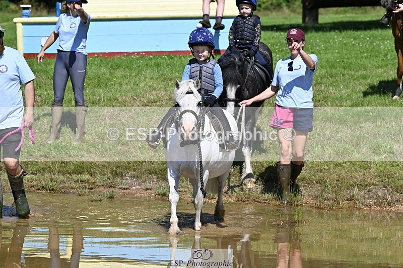 240728B-111101-01148 - Gemma's Group XC