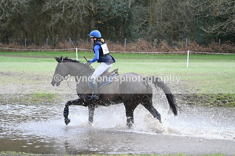 WJ7_3100 - Time 11:12 to 11:27