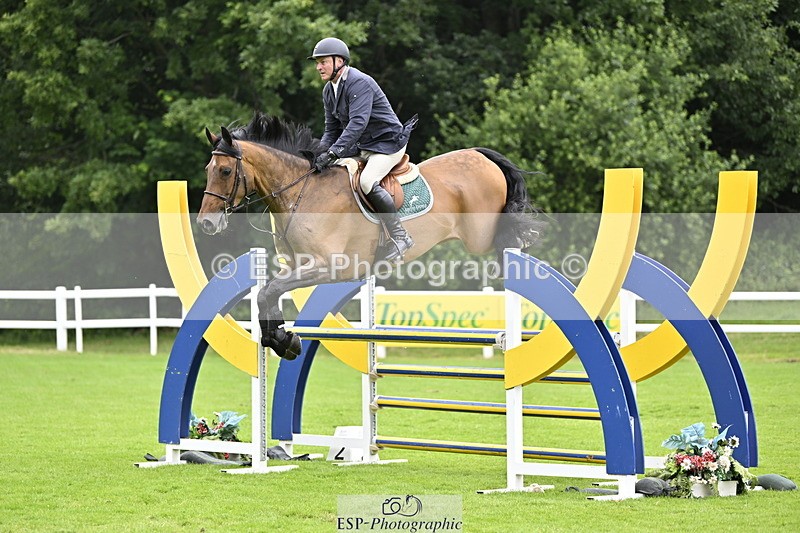 250613A-130316-02036 - Cls 3 Snr Foxhunter