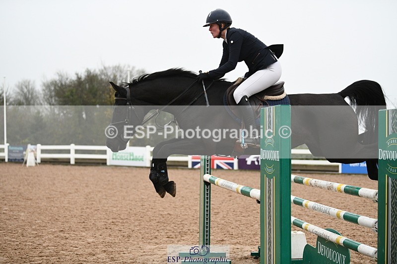 241103A-105013-07596 - SUN Cls 21 Snr Newcomers and 1.10m Open