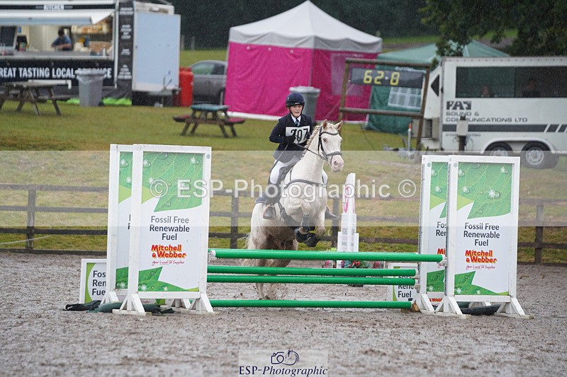 240824X-083030-20263 - 70cm Round 1 8.30 to 9.30