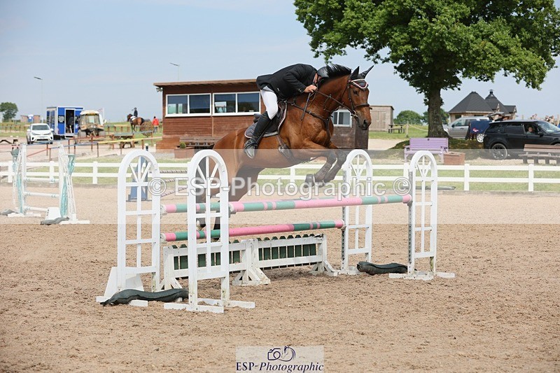 250523-152637-02464 - Cls 12 Nat Am 1.05m