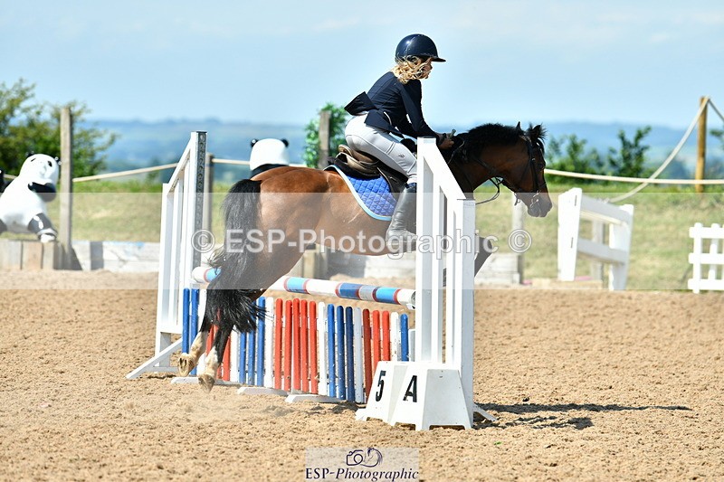 230625A-113029-03770 - Cls 34 Stepping Stones 128 + 138cm