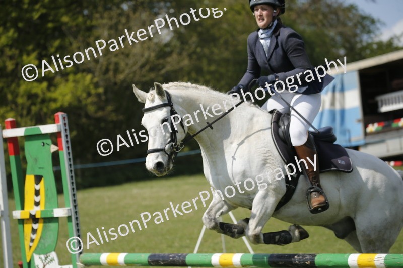 20250427-3631 - Class 14 - Absolute Novice 70cm