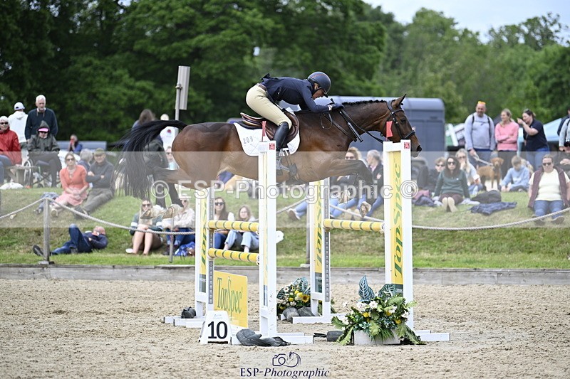 250525A-143927-17929 - C-209-Sarah.Gairdner-WESTPOINT.QUICK.LETS.PARTY