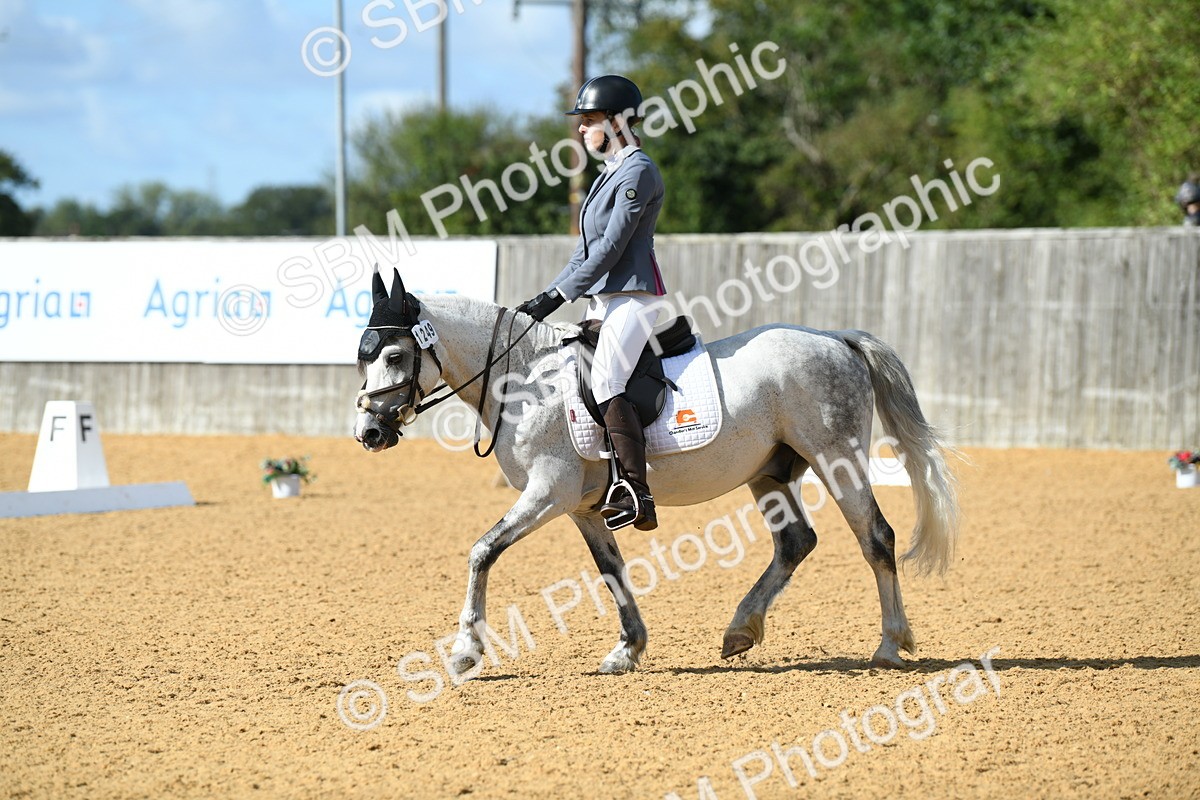 SBM_02883 - D7 Small Tour Championship Prelim 1