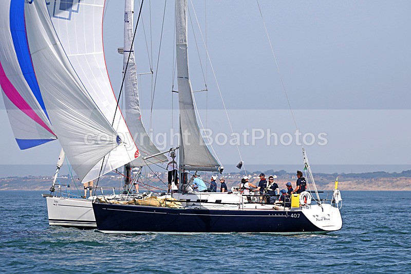 190629 PLAYING AROUND GBR7207T D43A1365 - ROUND THE ISLAND RACE 2019