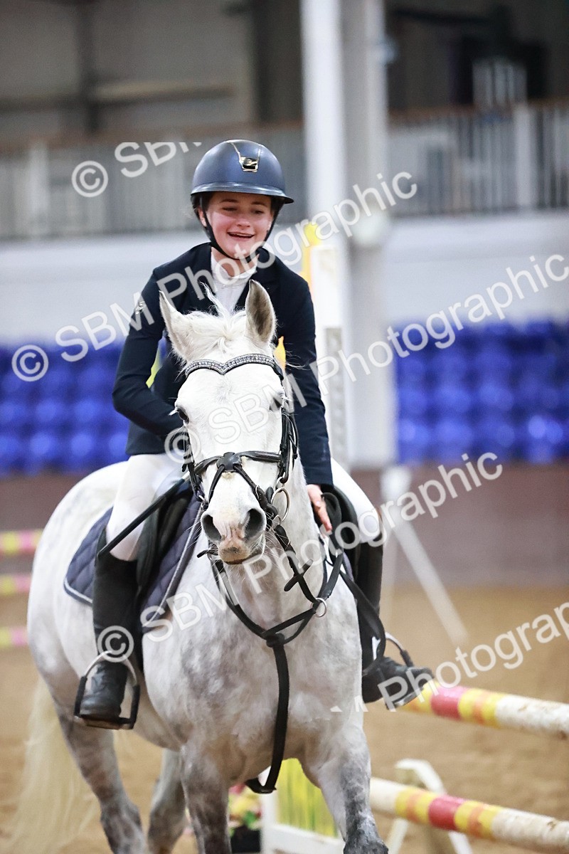 SBM_001720 - Class 9 - Pony Intro 75cm