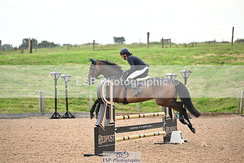 240828A-103756-00147 - Cls 1 Snr British Novice and 90cm Open