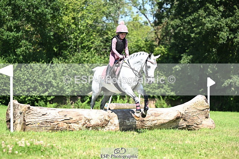 240729B-144702-02848 - Abbie's Group XC