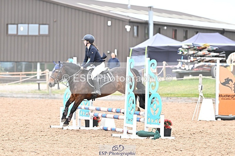 250414-102000-00067 - 70cm Round 1