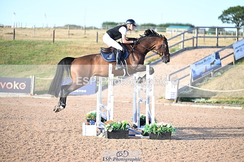 260731-193541-07173 - Cls 15 Snr Foxhunter