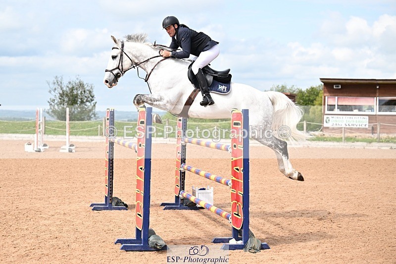 260507-103810-01570 - Cls 1 Snr Foxhunter