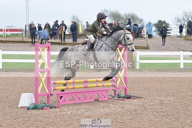 251116-095820-01080 - Cls 2 Pony Intro 70cm