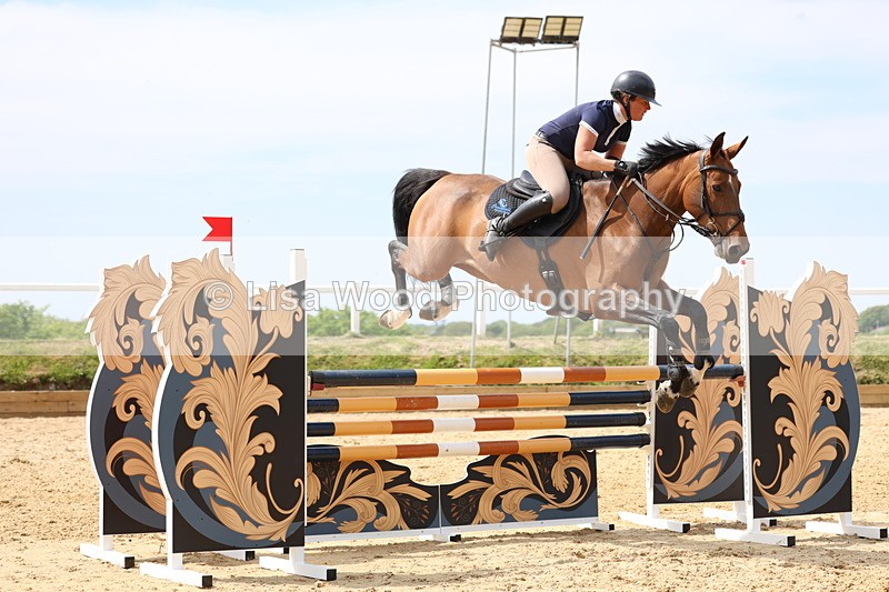 3E7A7141 - Class 7: Senior Newcomers/1.10m open