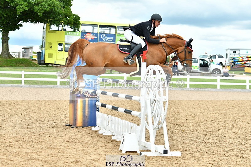 230721A-143754-07018 - Cls 22, 1 Star Gold 1.30m