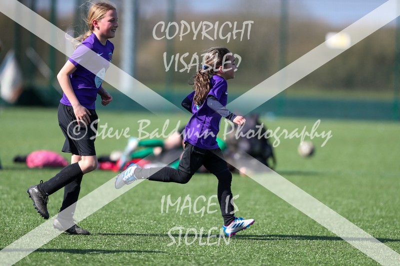 1DX20103 - 2026-03-21 FC Abbey Meads U9 Purple Girls V Stratton Juniors FC U9 Pheonix Girls