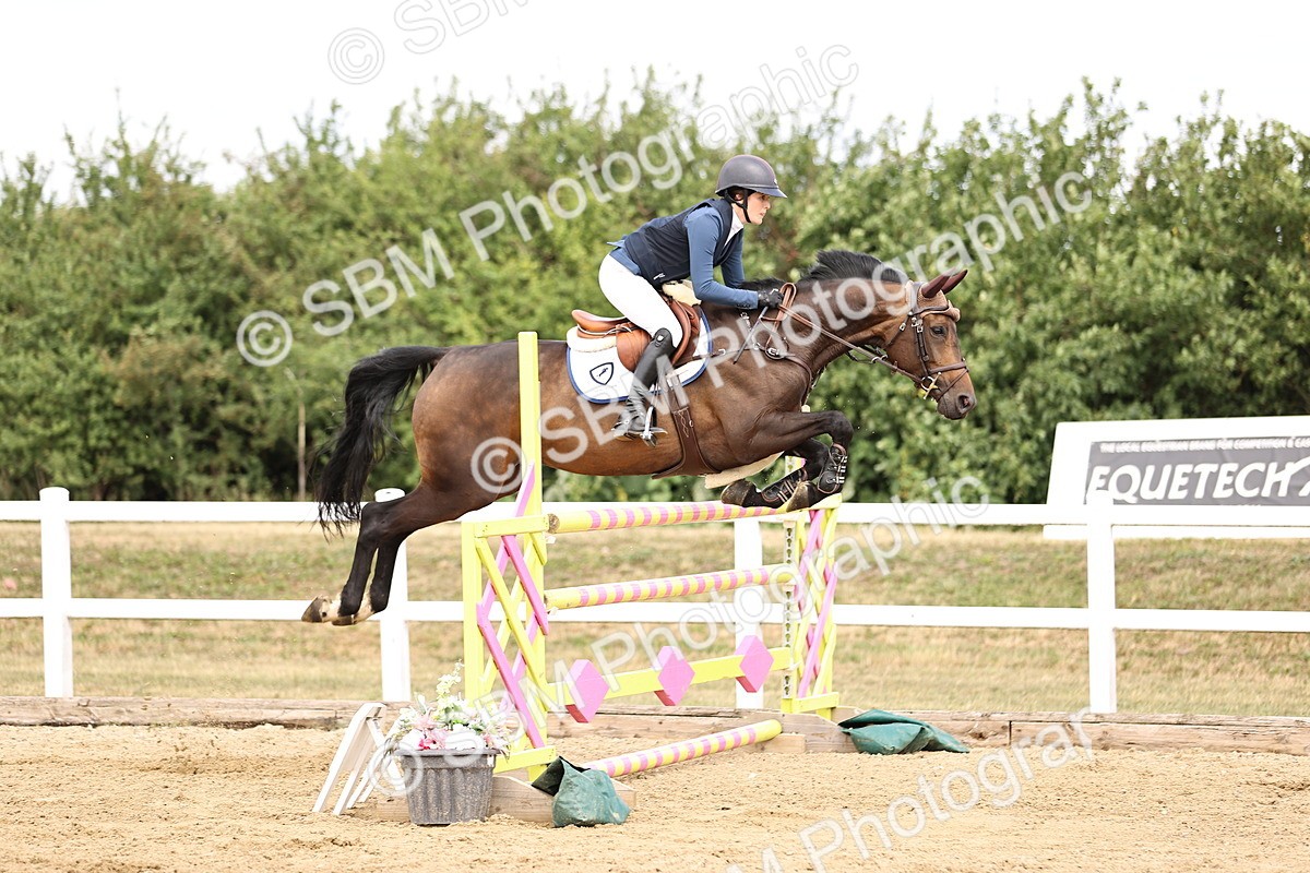 SBM_010434 - Class 9 - Senior Foxhunter - 1.20m Open