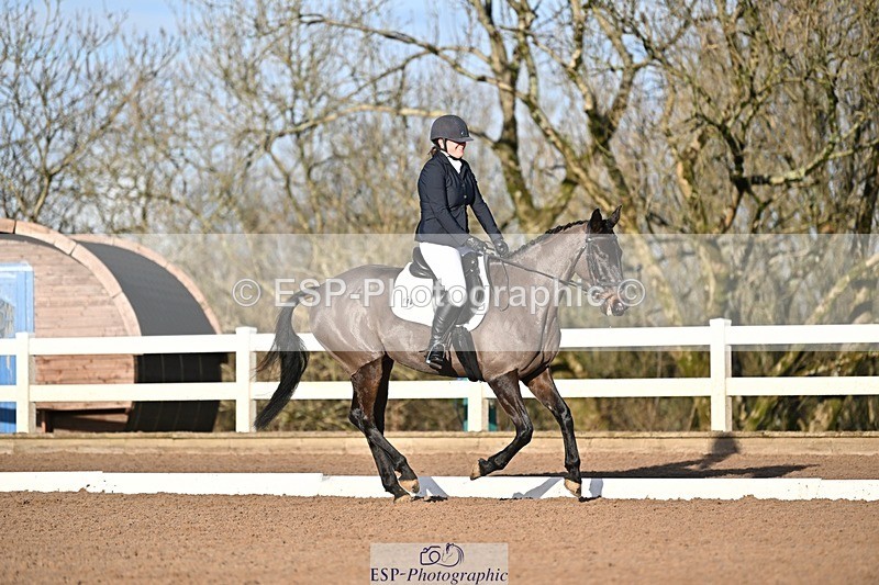 241214-105514-01253 - 140-Samantha.Henderson-Rich.Tricks.Otis