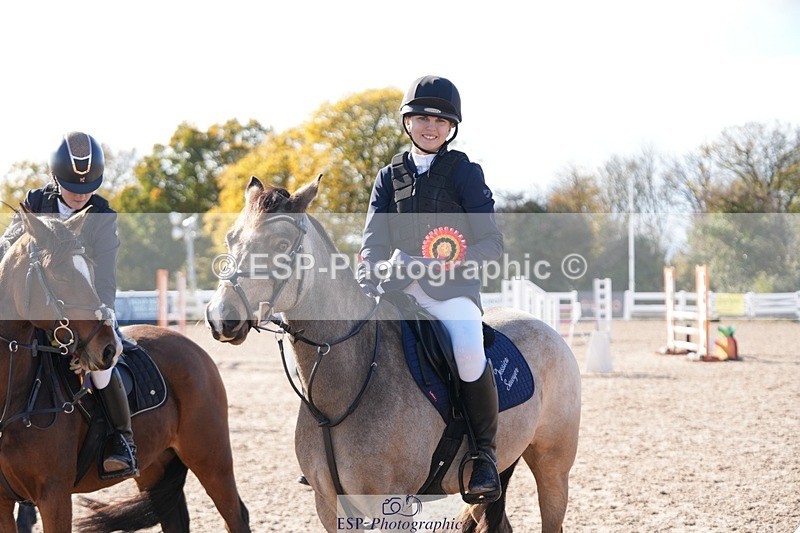 251025-131740-00498 - Cls 9 Pony Winter Discovery and 90cm