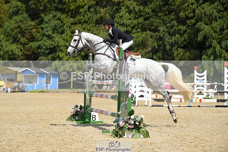 230528-140004-18439 - 170-MIND_OVER_MATTER-Lea_Boulesteix-SUNTrotUp+SJ