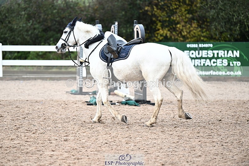 231118A-104600-01511 - Cls 5 Discovery & 90cm Open