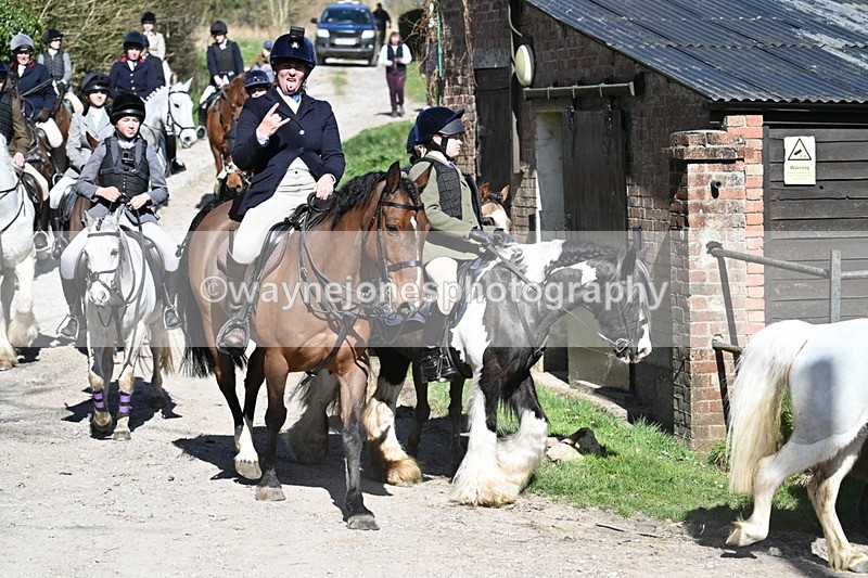 WJ7_9736 - Home for hunt tea !