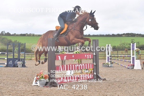JAC_4238 - CLASS 6 Senior Newcomers/ 1.10m Open
