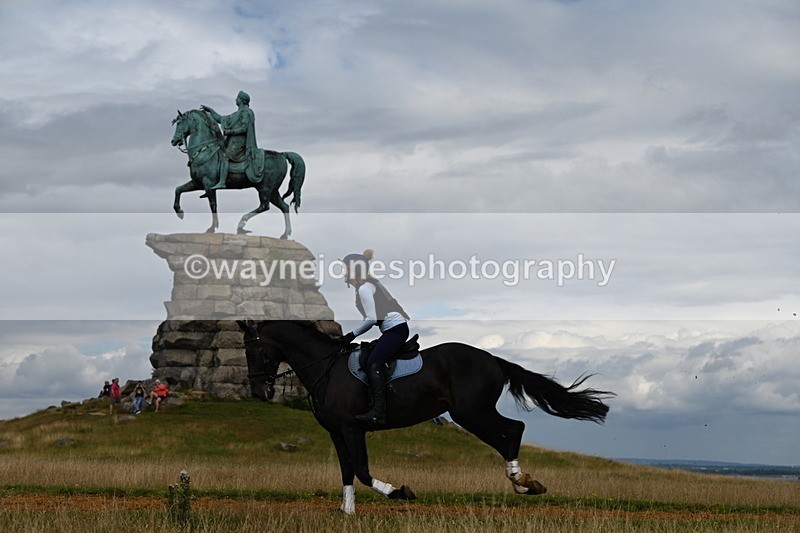 DSC_7718 - Time at Statue 13:16 to 13:52
