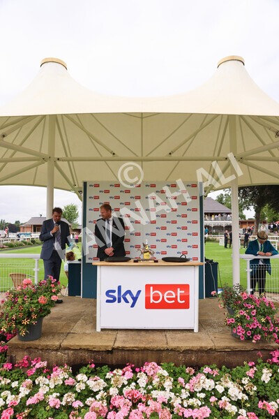 yr23072022r2-78 - Race 2 2.40pm Sky Bet Dash