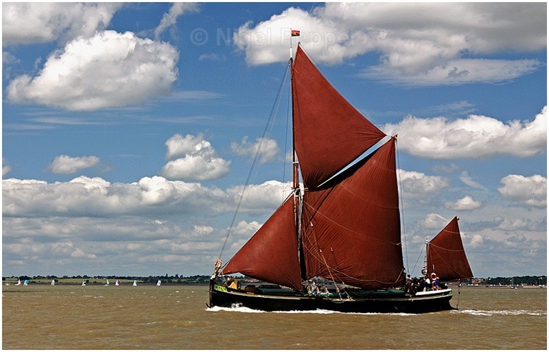 Racing to Outer Mark_2 - The Pin Mill Barge Match