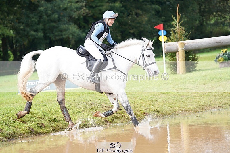 231021-133422-17365 - 434-SPINK.BUSTER-Sue.Parkes-SC+XC