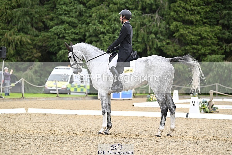 000101-215540-04490 - 404-DEERPAIRC_REVELRY-Max_Warburton