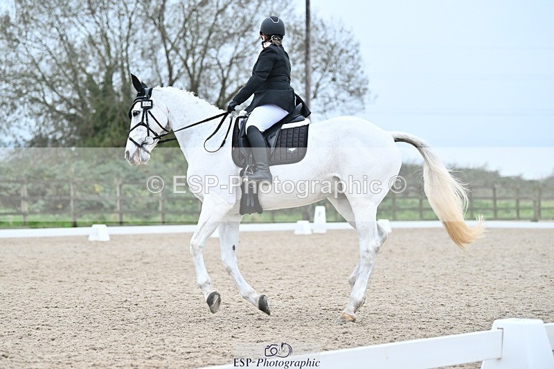 241103-154739-03230 - Novice 1 - 14.44 to 16.08