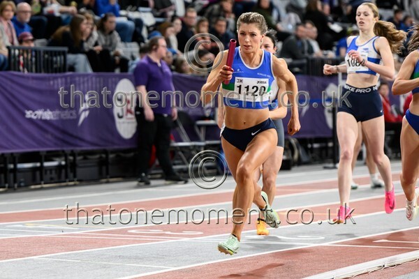 CombiMast25-914495 - Track Female Set One