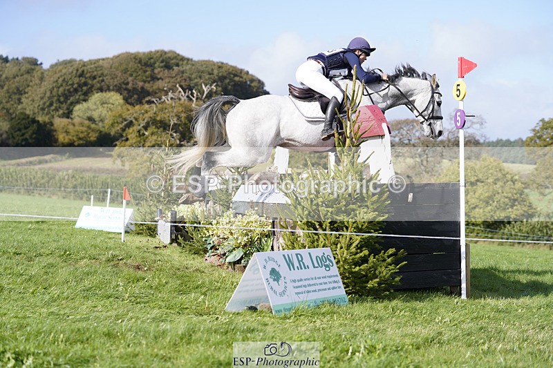 241025-123040-07949 - 143-Courtney.Romcke-KILBALLYBOY.SURPRISE