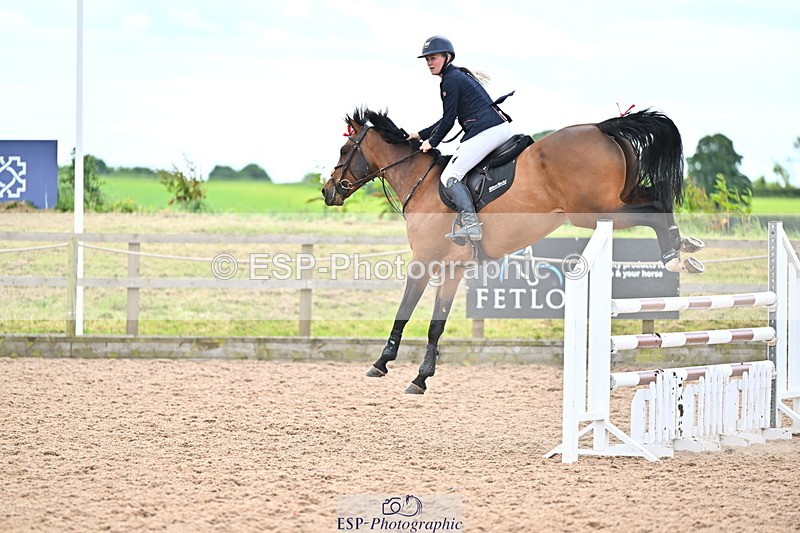 240608A-133741-02615 - Cls 4 Snr Newcomers and 1.10m Open