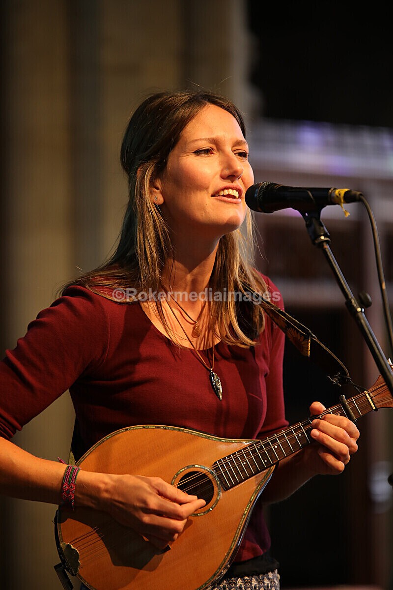 FOLK N BLUES-109 - FOLK and BLUES SEPT 2022